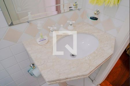 Apartamento à venda com 100m², 3 quartos e 2 vagasBanheiro Social