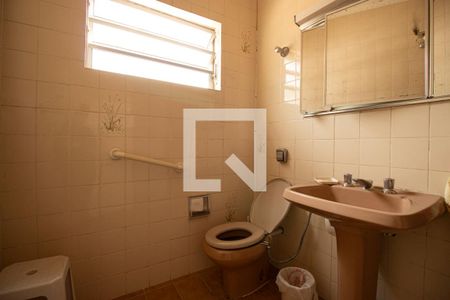 Casa à venda com 198m², 5 quartos e 1 vagaBanheiro do 2° andar