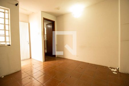 Casa à venda com 198m², 5 quartos e 1 vagaSuíte - 1° andar