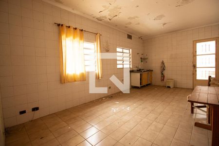 Casa à venda com 198m², 5 quartos e 1 vagaCozinha do 2° andar