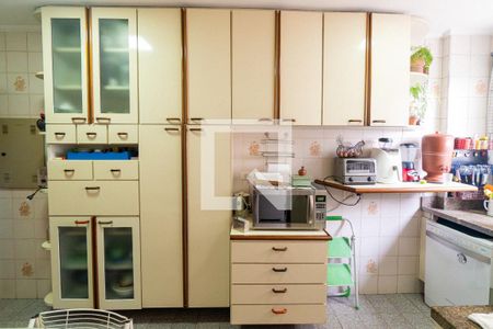 Apartamento à venda com 112m², 3 quartos e 2 vagasCozinha - Armários