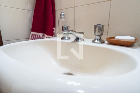 Apartamento à venda com 112m², 3 quartos e 2 vagasBanheiro Social Detalhe