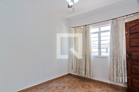 Sala de casa para alugar com 2 quartos, 130m² em Jardim Maristela, São Paulo