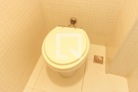 Apartamento para alugar com 90m², 2 quartos e sem vaga Apartamento para alugar com 90m², 2 quartos e sem vagaBanheiro de serviço