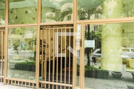 Apartamento para alugar com 90m², 2 quartos e sem vaga Apartamento para alugar com 90m², 2 quartos e sem vagaEntrada