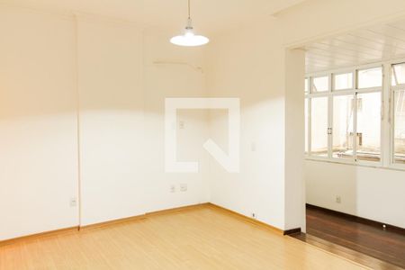 Sala de apartamento para alugar com 2 quartos, 90m² em Copacabana, Rio de Janeiro