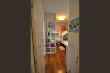 Apartamento à venda com 122m², 3 quartos e 2 vagas Apartamento à venda com 122m², 3 quartos e 2 vagasSuíte 1