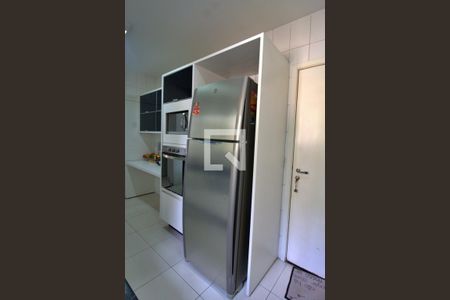 Apartamento à venda com 122m², 3 quartos e 2 vagas Apartamento à venda com 122m², 3 quartos e 2 vagasCozinha