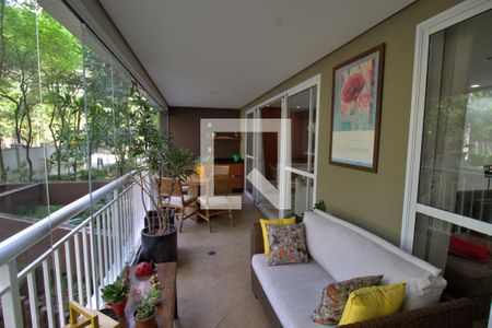 Varanda gourmet de apartamento à venda com 3 quartos, 122m² em Vila Andrade, São Paulo