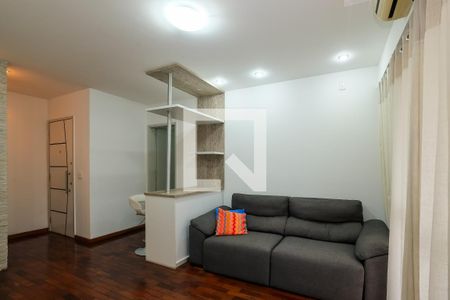 Apartamento para alugar com 77m², 2 quartos e 1 vaga Apartamento para alugar com 77m², 2 quartos e 1 vagaSala
