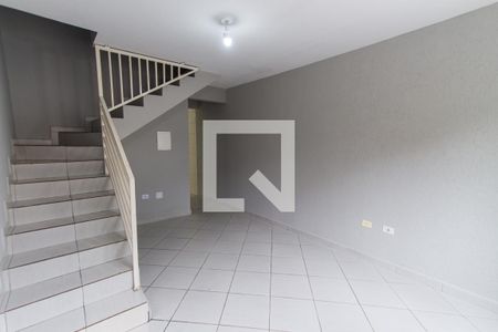 Sala   de casa para alugar com 2 quartos, 80m² em Parque Edu Chaves, São Paulo