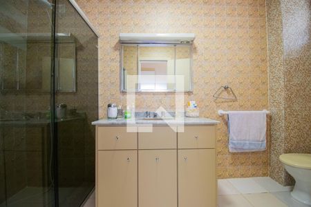 Apartamento à venda com 110m², 3 quartos e 1 vaga Apartamento à venda com 110m², 3 quartos e 1 vagaBanheiro