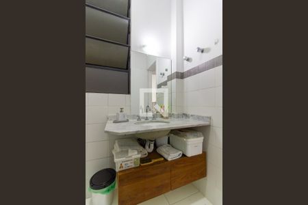 Apartamento à venda com 79m², 2 quartos e sem vaga Apartamento à venda com 79m², 2 quartos e sem vagaBanheiro