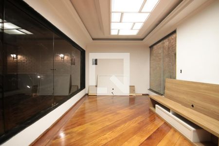 Sala de casa à venda com 3 quartos, 280m² em Cidade Antônio Estevão de Carvalho, São Paulo