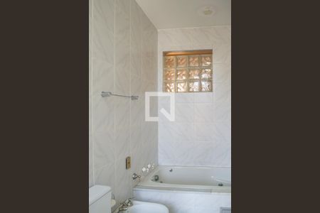 Apartamento à venda com 140m², 3 quartos e sem vagaBanheiro 