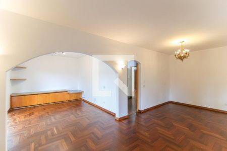 Sala de casa à venda com 3 quartos, 220m² em Super Quadra Morumbi, São Paulo