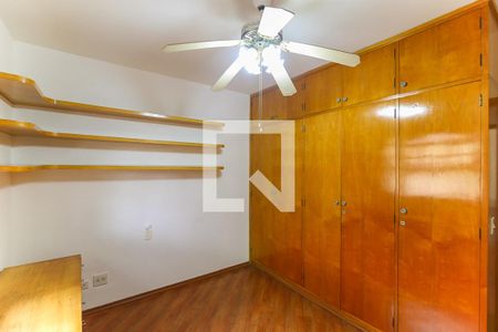 Casa à venda com 220m², 3 quartos e 2 vagas Casa à venda com 220m², 3 quartos e 2 vagasQuarto 2