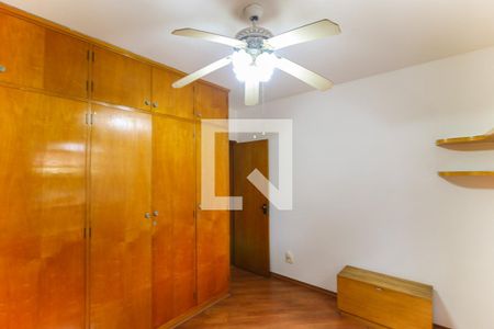 Casa à venda com 220m², 3 quartos e 2 vagas Casa à venda com 220m², 3 quartos e 2 vagasQuarto 2