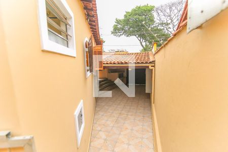 Casa à venda com 220m², 3 quartos e 2 vagas Casa à venda com 220m², 3 quartos e 2 vagasGaragem