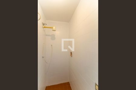 Casa à venda com 220m², 3 quartos e 2 vagas Casa à venda com 220m², 3 quartos e 2 vagasBanheiro de serviço