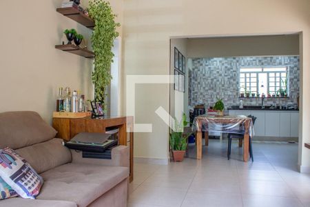 Apartamento à venda com 80m², 2 quartos e 1 vagaSala de Jantar