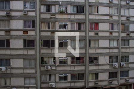Apartamento à venda com 80m², 3 quartos e 1 vagaQuarto 03 - Janela