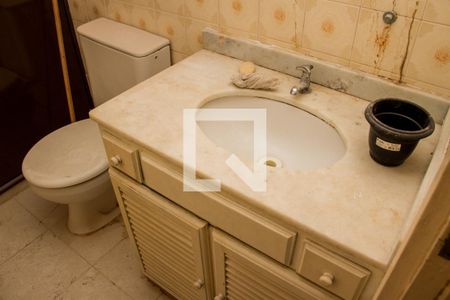 Apartamento à venda com 80m², 3 quartos e 1 vagaBanheiro Social 01