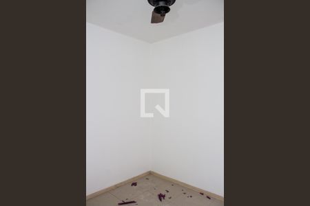 Quarto 01 de apartamento para alugar com 3 quartos, 80m² em Méier, Rio de Janeiro