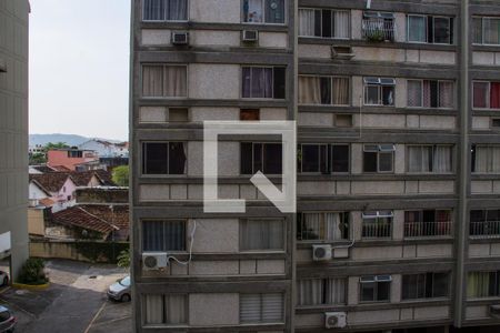 Apartamento à venda com 80m², 3 quartos e 1 vagaQuarto 01 - Janela