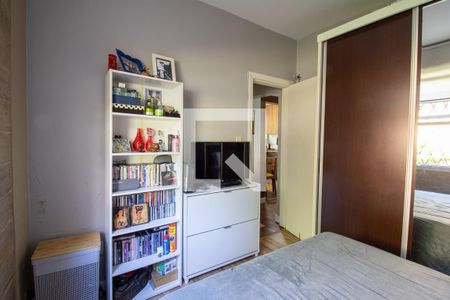 Quarto 1 de apartamento à venda com 2 quartos, 60m² em São João, Porto Alegre