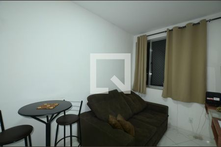 Sala de apartamento à venda com 2 quartos, 50m² em Vaz Lobo, Rio de Janeiro