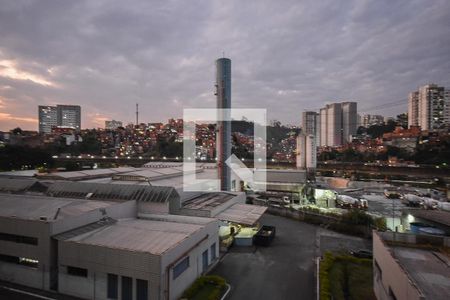 Apartamento à venda com 40m², 2 quartos e sem vaga Apartamento à venda com 40m², 2 quartos e sem vagaVista do quarto 2