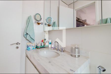 Apartamento para alugar com 72m², 2 quartos e 2 vagasBanheiro da Suíte