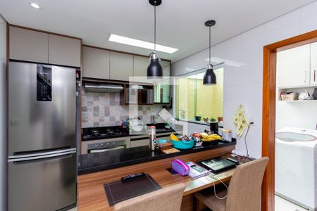 Casa de condomínio à venda com 150m², 2 quartos e 2 vagasCozinha