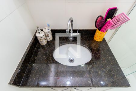 Casa de condomínio à venda com 150m², 2 quartos e 2 vagasBanheiro da Suíte 2