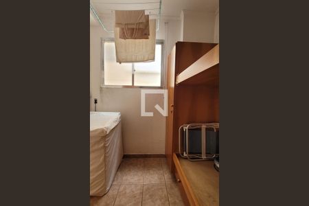 Apartamento para alugar com 100m², 2 quartos e sem vagaQuarto de serviço