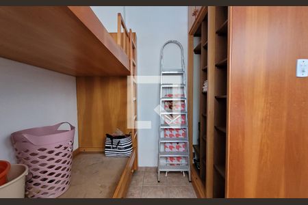 Apartamento para alugar com 100m², 2 quartos e sem vagaQuarto de serviço