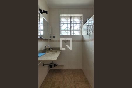 Apartamento para alugar com 100m², 2 quartos e sem vagaBanheiro