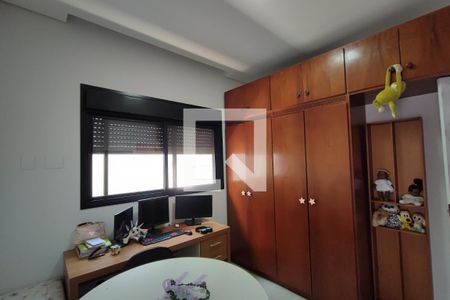 Casa de condomínio à venda com 250m², 3 quartos e 4 vagasQuarto 2