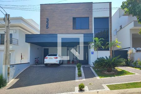 Casa de condomínio à venda com 250m², 3 quartos e 4 vagasPLACA INSTALADA NA FACHADA