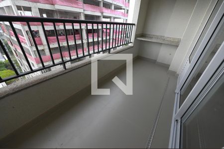 Apartamento para alugar com 64m², 2 quartos e 1 vagaSacada