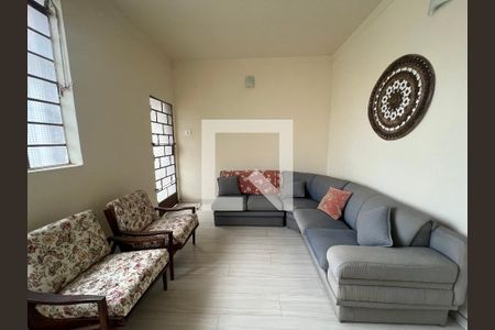 Sala de casa à venda com 3 quartos, 500m² em Centro, Contagem