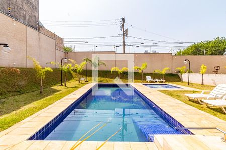 Apartamento à venda com 41m², 2 quartos e 1 vaga Apartamento à venda com 41m², 2 quartos e 1 vagaÁrea comum - Piscina