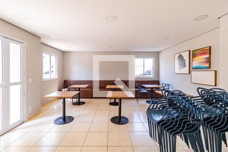 Apartamento à venda com 41m², 2 quartos e 1 vaga Apartamento à venda com 41m², 2 quartos e 1 vagaÁrea comum - Salão de festas