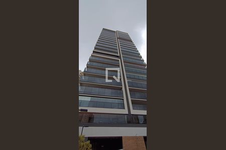 Apartamento para alugar com 151m², 3 quartos e 2 vagasFachada