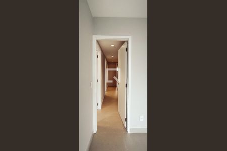 Apartamento para alugar com 151m², 3 quartos e 2 vagasSuíte 1 - Corredor