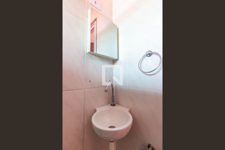 Casa à venda com 70m², 4 quartos e 4 vagasBanheiro