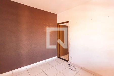 Sala de casa à venda com 4 quartos, 70m² em Jardim Bela Vista, Osasco