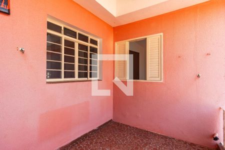 Casa à venda com 70m², 4 quartos e 4 vagasÁrea de Serviço