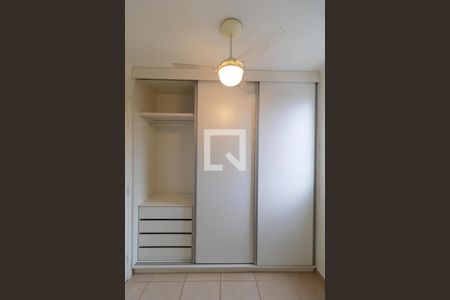 Apartamento à venda com 49m², 2 quartos e 1 vagaQuarto - Armário